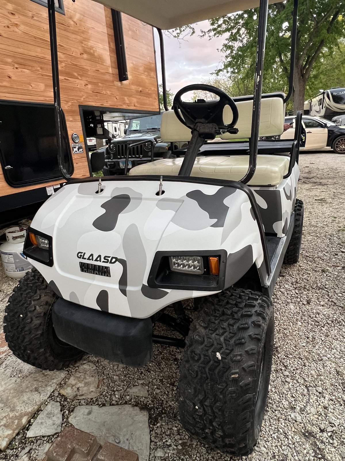 Custom snow camo wrap on Yamaha golf cart by Picasso Garage